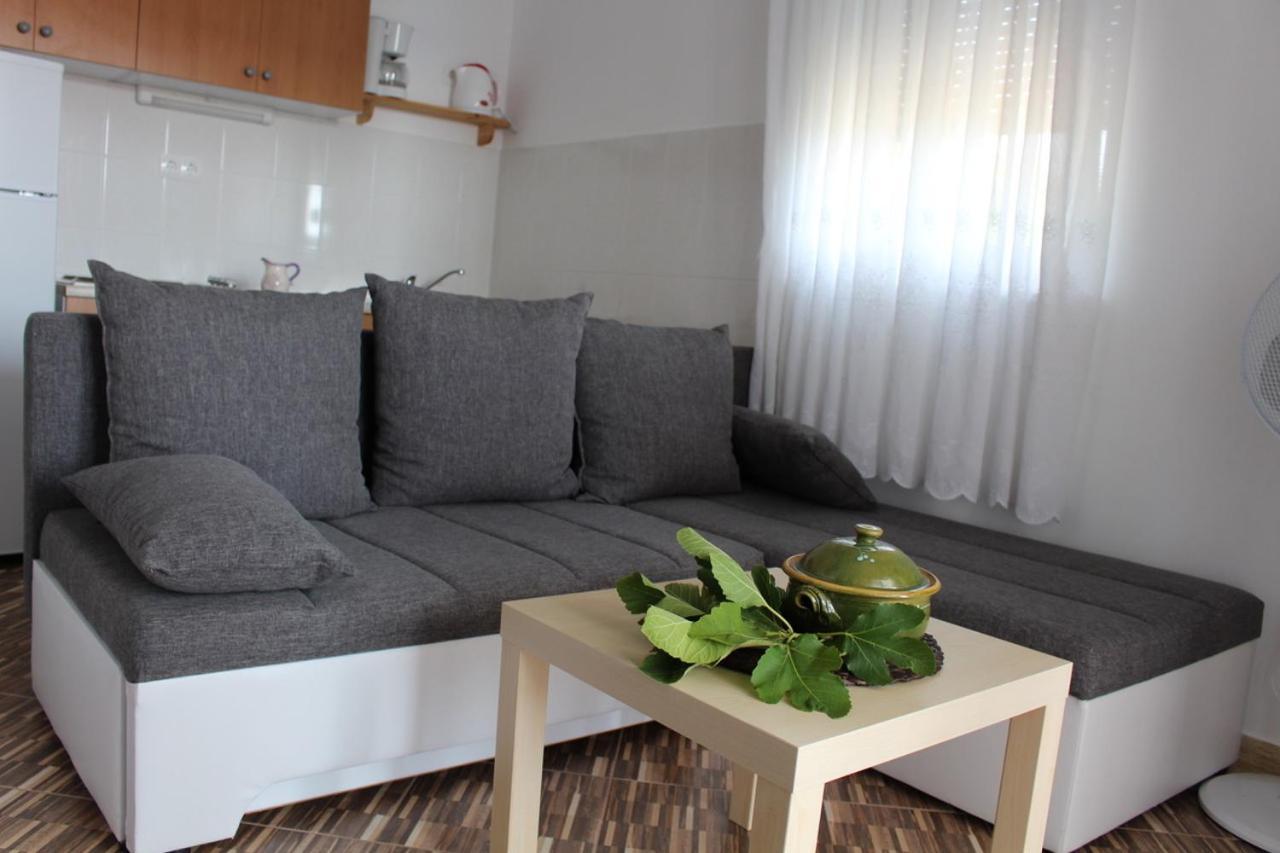 Mia 6 Crikvenica Exterior foto